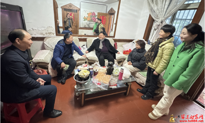 慰問暖人心、關(guān)懷傳真情—阜陽市中醫(yī)醫(yī)院開展2025年新春走訪慰問活動